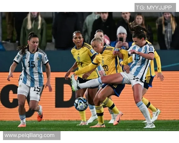 女团足球明星高清图片大全展示各大女足球员风采与魅力